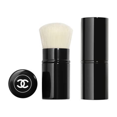 pinceau kabuki rétractable chanel|chanel retractable kabuki brush.